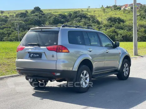 PAJERO 3.2 HPE 4X4 7 Lugares 16V Turbo Intercooler