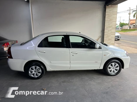 ETIOS 1.5 XS Sedan 16V