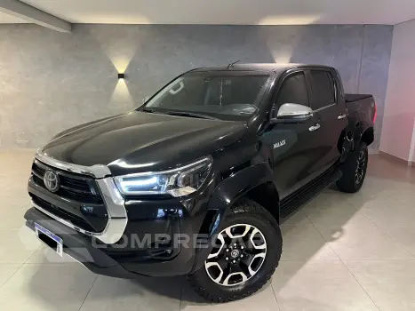 Toyota HILUX 2.8 D-4d Turbo CD SRX Plus 4X4 4 portas