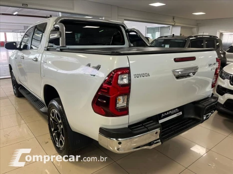 HILUX 2.8 D-4D TURBO DIESEL CD SRX 4X4 AUTOMÁTICO