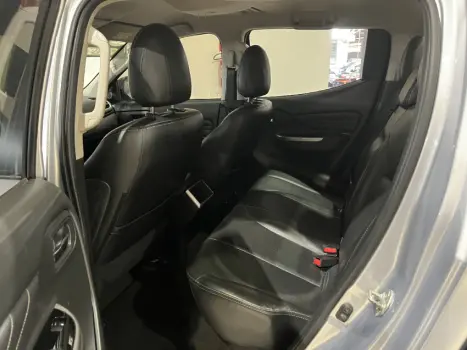 L200 TRITON 2.4 16V Turbo Sport HPE CD 4X4
