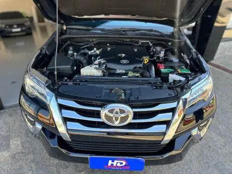 HILUX SWSRXA4FD
