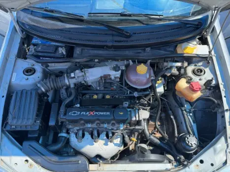 CLASSIC - 1.0 MPFI SPIRIT 8V 4P MANUAL