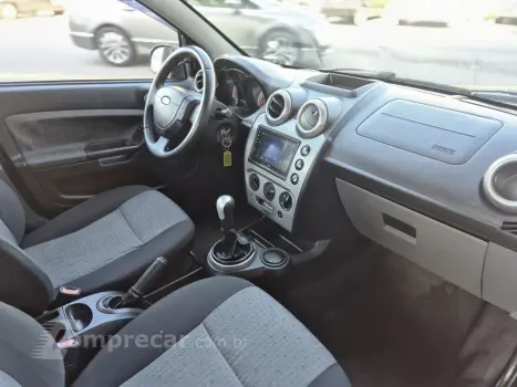 Fiesta Sedan SE 1.6 8V Flex 4p