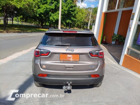Compass 2.0 16V 4P LONGITUDE FLEX AUTOMÁTICO