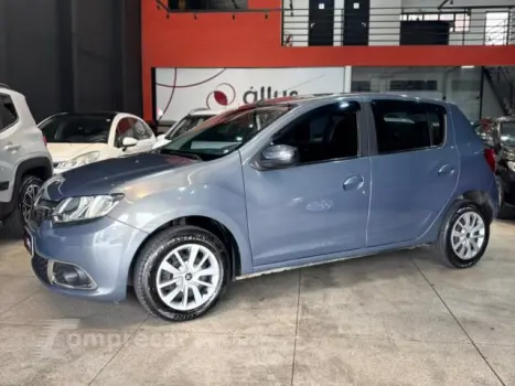 Renault SANDERO - 1.6 EXPRESSION 8V 4P MANUAL 4 portas