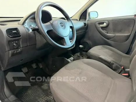 Corsa Sed. Premium 1.4 8V ECONOFLEX 4p