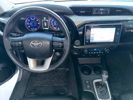 HILUX 2.8 D-4d Turbo CD SRV 4X4