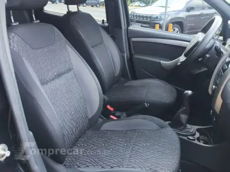 DUSTER OROCH - 1.6 16V SCE EXPRESS MANUAL