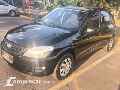 CELTA - 1.0 MPFI LT 8V 4P MANUAL