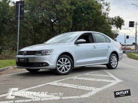 Volkswagen JETTA 2.0 COMFORTLINE FLEX 4P TIPTRONIC 4 portas