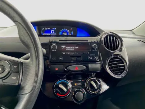 ETIOS 1.5 XS SEDAN 16V FLEX 4P AUTOMÁTICO