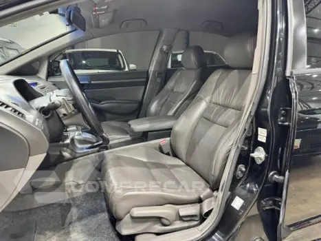 CIVIC - 1.8 EXS 16V 4P AUTOMÁTICO
