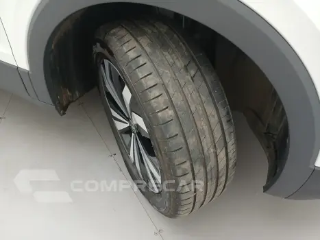 T-CROSS 1.0 200 TSI TOTAL FLEX AUTOMÁTICO