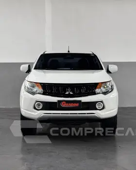 Mitsubishi L200 TRITON 2.4 16V Turbo Sport GLX CD 4X4 4 portas