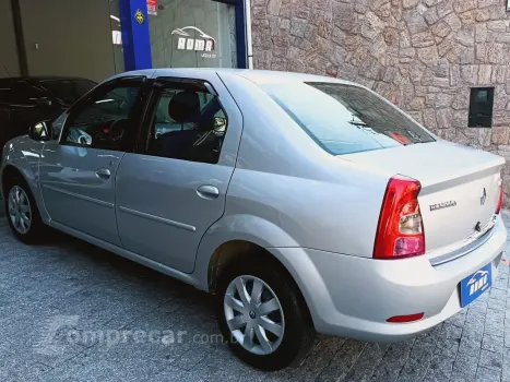 Logan 1.6 Expression 8V Flex 4P Manual