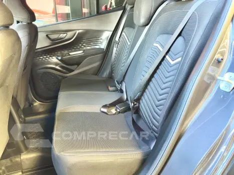 FASTBACK 1.0 TURBO 200 FLEX AUTOMÁTICO