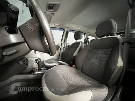 SPIN 1.8 LT 8V FLEX 4P AUTOMÁTICO