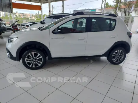 Stepway 1.6 16V 4P FLEX ICONIC X-TONIC AUTOMÁTICO CVT