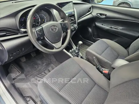 YARIS 1.3 16V FLEX XL MANUAL