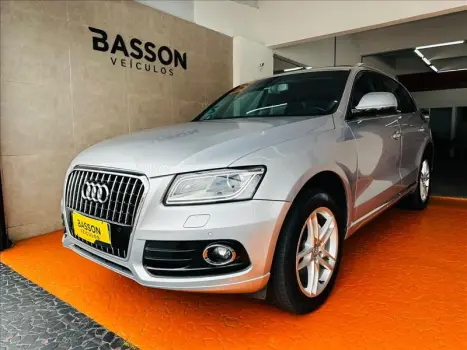 Audi Q5 2.0 TFSI Ambiente 16V 225cv 4 portas