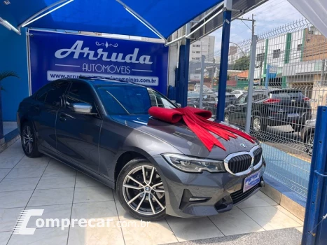 320i