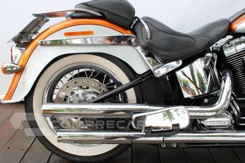HARLEY-DAVIDSON SOFTAIL DELUXE