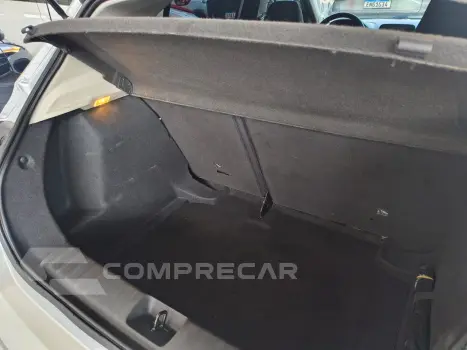 Onix Hatch 1.0 12V 4P FLEX LT