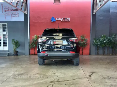 COMPASS 2.0 16V DIESEL TRAILHAWK 4X4 AUTOMÁTICO