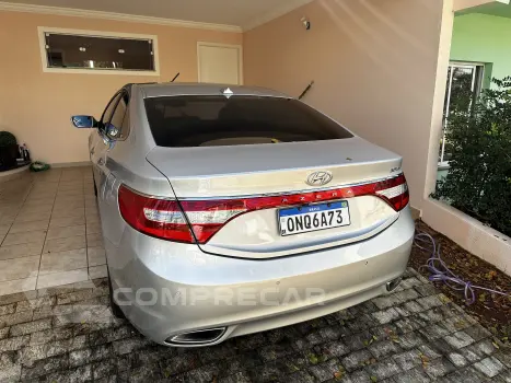 AZERA 3.0 MPFI GLS V6 24V