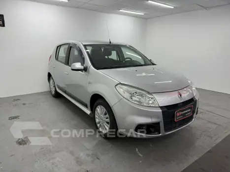 Renault SANDERO Privilège Hi-Flex 1.6 16V 5p Aut 4 portas