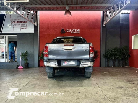 HILUX 2.8 SRX 4X4 CD 16V DIESEL 4P AUTOMÁTICO