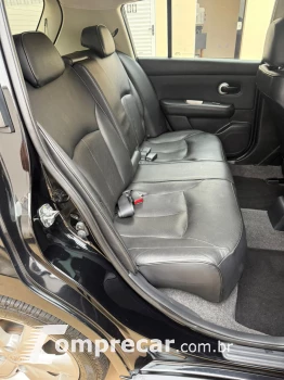 Tiida 1.8 SL