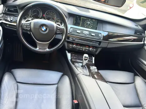 550i 4.4 SEDAN V8 32V GASOLINA 4P AUTOMÁTICO