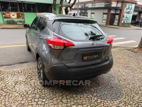 KICKS SL 1.6 16V FlexStar 5p Aut.