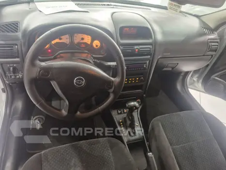 Astra Hatch 2.0 4P ADVANTAGE FLEX AUTOMÁTICO