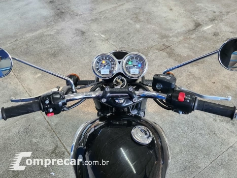 BONNEVILLE T100 900
