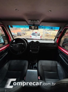 T-4 4x4 3.0 TB Int. Cap. Rígida Diesel