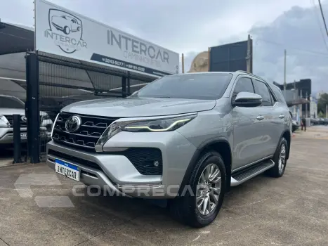 HILUX SW4 2.8 D-4d Turbo SRX 7L 4X4