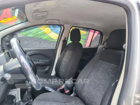 UNO 1.0 EVO Attractive 8V