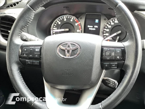 HILUX 2.8 D-4D TURBO DIESEL CD SRX PLUS 4X4 AUTOM