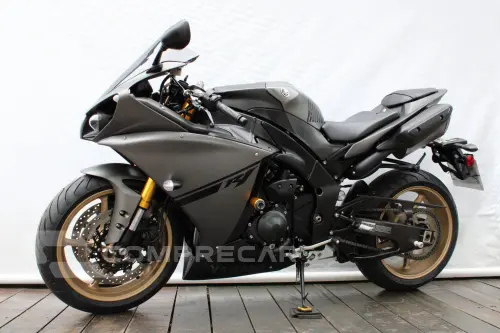 YAMAHA YZF R1