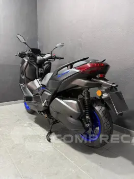 XMAX 300 ABS CONNECTED