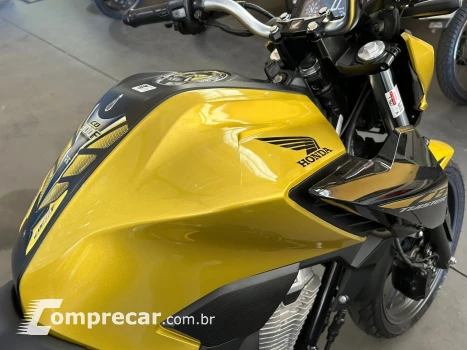 CB CB 300F Twister Flex