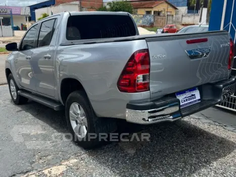 HILUX - 2.7 SR 4x2 CD 16v 4P MANUAL