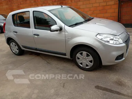 Renault Sandero 1.6 4 portas