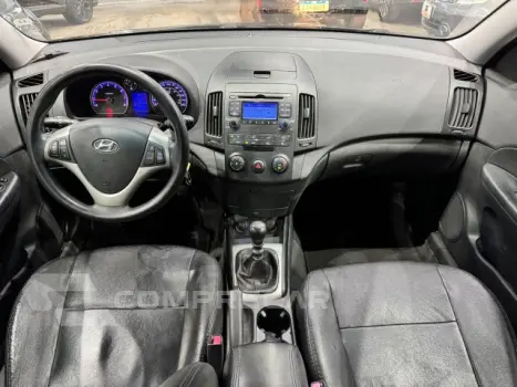 I30 - 2.0 MPFI GLS 16V 4P MANUAL