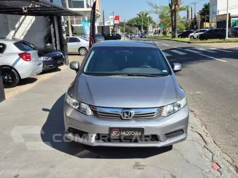 CIVIC - 1.8 LXS 16V 4P AUTOMÁTICO