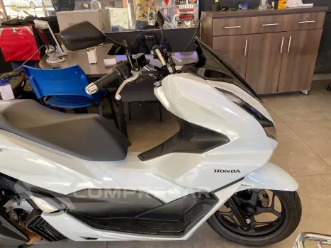 PCX 160 DLX ABS
