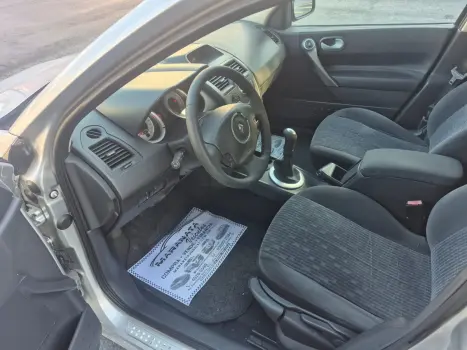 MEGANE GRAN TOUR 1.6 DYNAMIC MANUAL